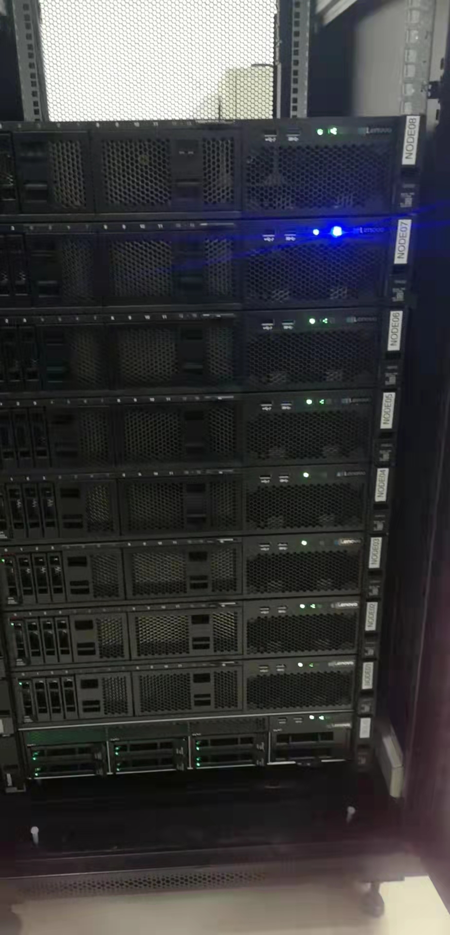 开源服务器系统的定义、优势及应用，了解发展的未来趋势插图