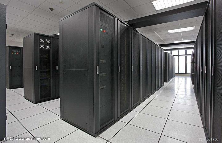 主机托管与服务器租用的比较与选择指南，帮助做出最佳决策插图